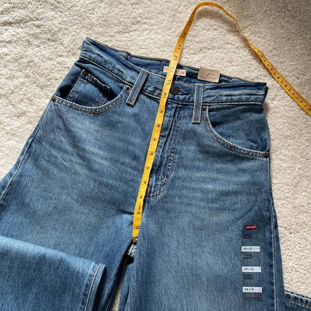 NWT Levi's Cinch Baggy High Rise Women's Jeans Size 24/31 - Picture 9 of 13